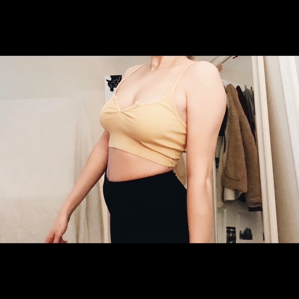 Brandy Melville J.Galt yellow crop too tank